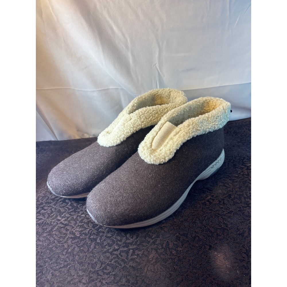 Easy Spirit Treepose 2 Dark Brown Faux Fur Lined Ankle Boots Womens 12M NEW‎